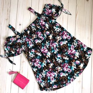 Bobbie Brooks Off-the-Shoulder top